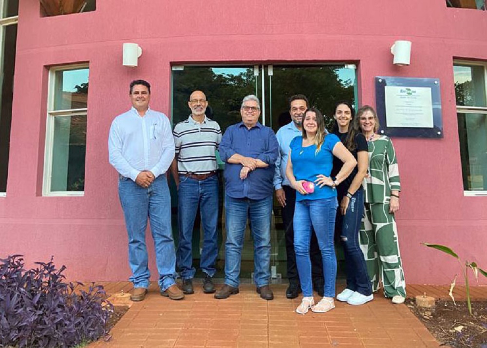 Embrapa e ABQM assinam acordo de cooperação para fomentar estudos em mormo no País