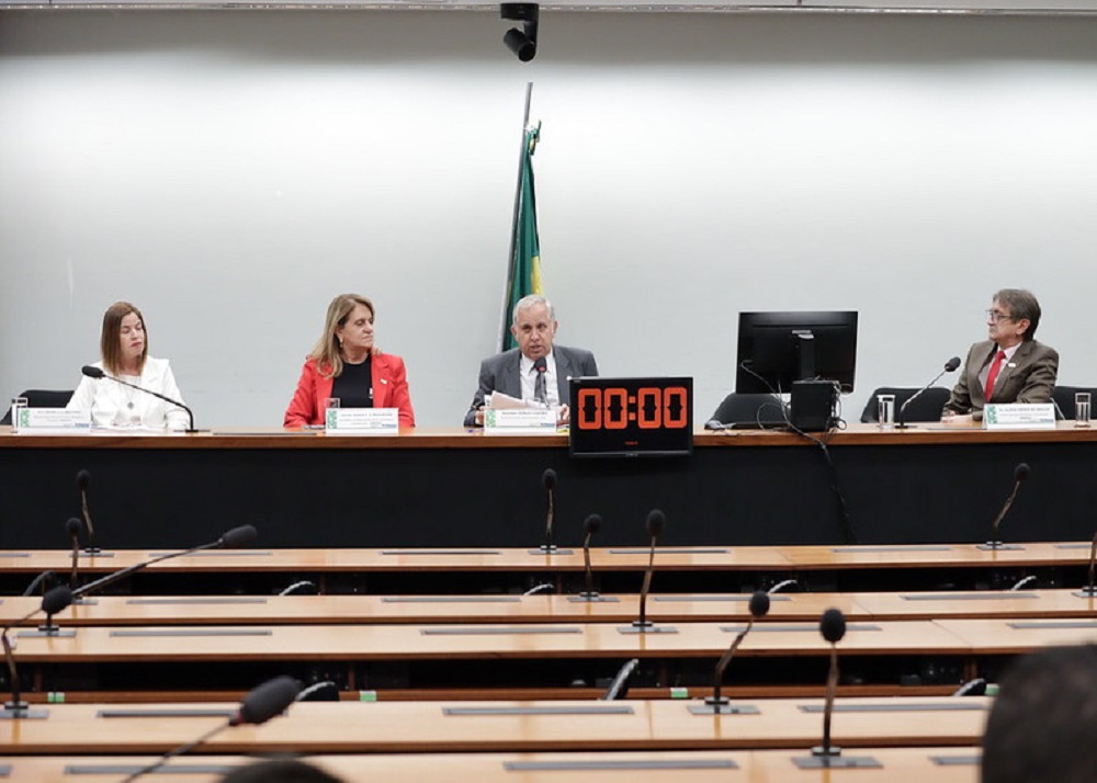 Diretoria-Executiva vai ao congresso defender mais recursos para o orçamento da Embrapa