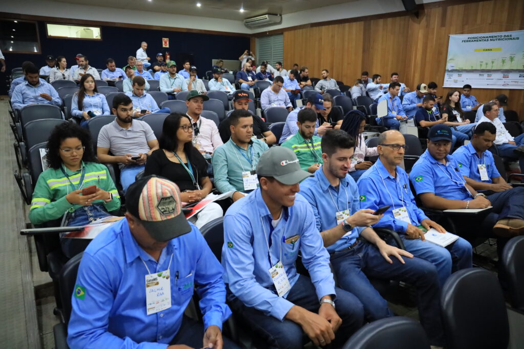 Seminário CanaMS apresenta tecnologias de preparo do solo e plantio de cana-de-açúcar