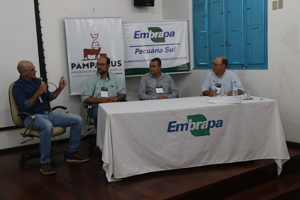 Curso PampaPlus apresenta inovações no melhoramento genético das raças Hereford e Braford